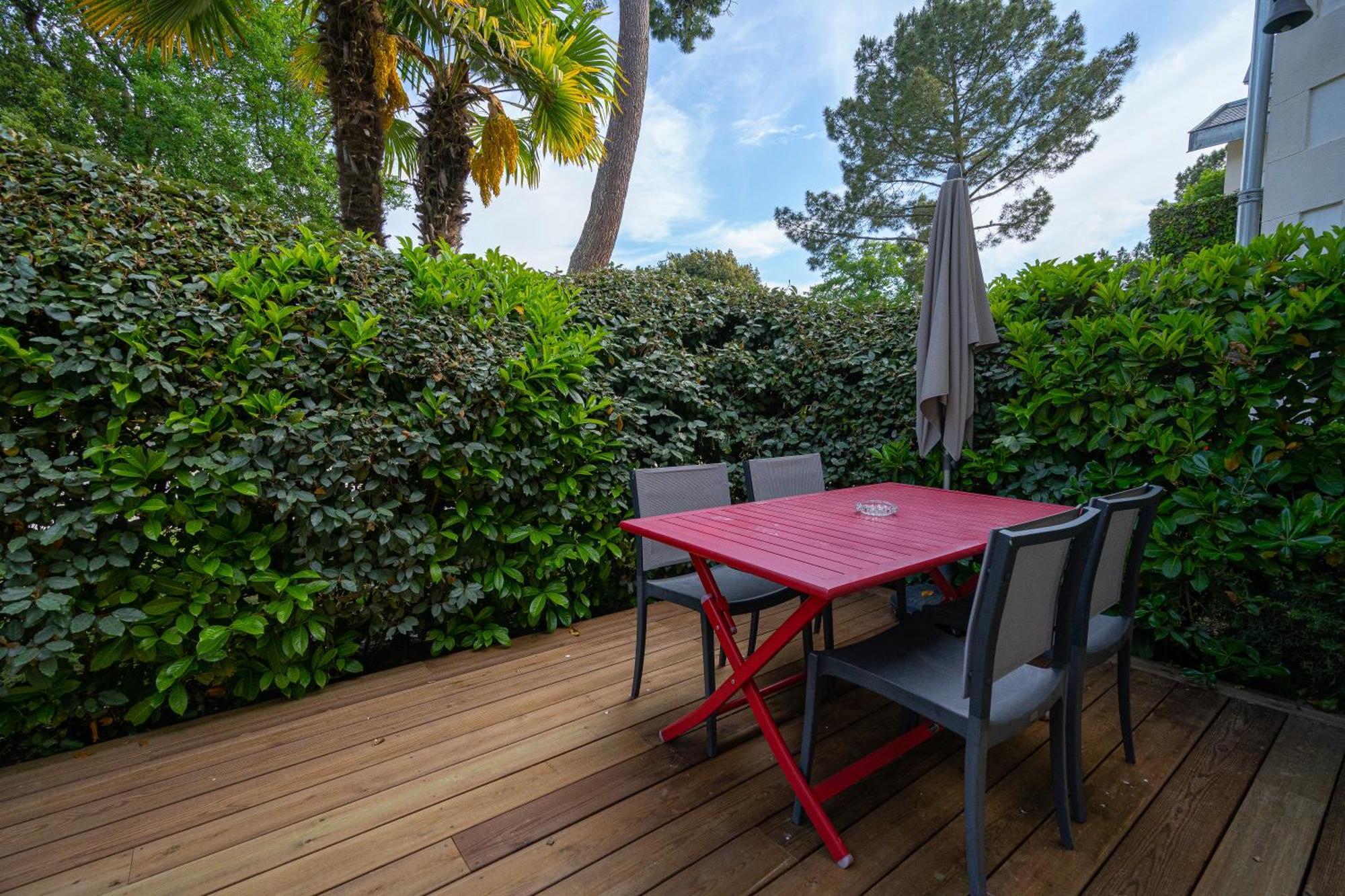 Hotel The Originals Residence De Rohan Vaux-sur-Mer Εξωτερικό φωτογραφία
