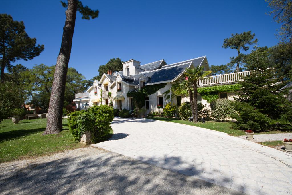 Hotel The Originals Residence De Rohan Vaux-sur-Mer Εξωτερικό φωτογραφία