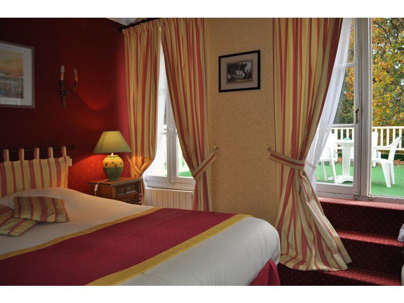 Hotel The Originals Residence De Rohan Vaux-sur-Mer Εξωτερικό φωτογραφία