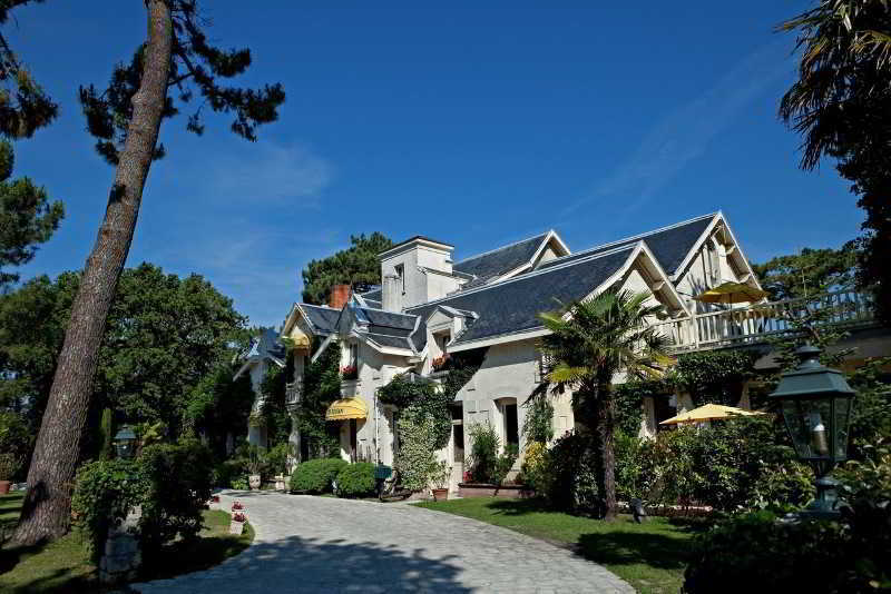 Hotel The Originals Residence De Rohan Vaux-sur-Mer Εξωτερικό φωτογραφία